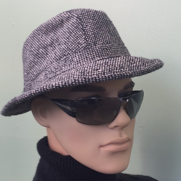 Prada Unisex Sunglasses - Picture 3 of 7